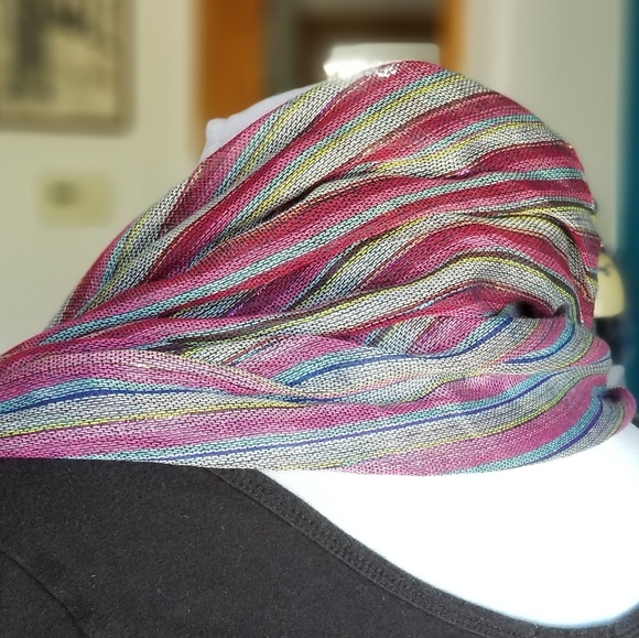 Soft light weight scarf/shawl PNK/BLU/GRN Striped - Picture 6 of 12